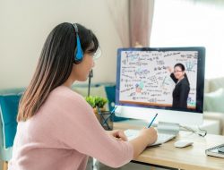 Kompetensi Digital Guru untuk Pengajaran Online Harus Terus Diperbaharui