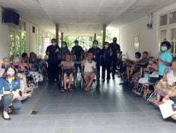 Golden Tulip Essential Tangerang Berbagi Kasih Sambut Natal