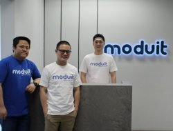 Eksekutif Grup BCA dan Entreprenur of The Year Singapura Gabung Moduit