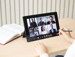 Bagaimana Pemanfaatan Layar Tablet Super Luas 14,6 inci, Bisa untuk Apa Saja? 