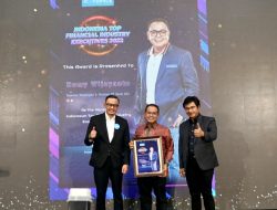 Bank DKI Raih The Top 20 Financial Services 2022