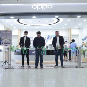 Manjakan Konsumen Premium di Awal Tahun –  OPPO Persiapkan 8 Toko Baru di Indonesia