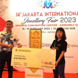 Hartadinata Abadi Hadirkan Produk Emas Batangan “EMASKU”   Kadar 99,99%  – Inovasi Emas Kilobar di Jakarta International Jewellery Fair 2023