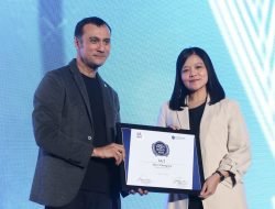 J&T Express Raih Indonesia Wow Brand Award 2023