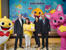 Kerjasama dengan The Pinkfong Company – Fairmont  Jakarta Hadirkan Café dan Staycation Bertema Pinkfong Baby Shark 