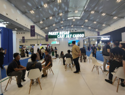 Dipercaya untuk Pengiriman Barang UMKM, J&T Cargo Wujudkan Transaksi Online Lewat Pengiriman ke Seluruh Indonesia