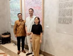 Mengenal Alam Semesta: Pameran Seni Terbaru Ferdy Thaeras di Mangkuluhur Artotel Jakarta
