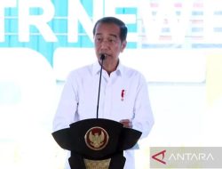 Jokowi Resmikan Pabrik Anoda Baterai Litium di KEK Kendal, Perkuat Ekosistem Kendaraan Listrik Indonesia