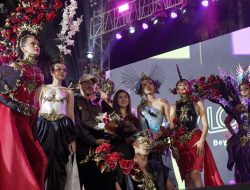 Dukung Karya Inspiratif Desainer Lokal – Royale Parfum Series by SoKlin Hadir di Jember Fashion Carnaval 2024