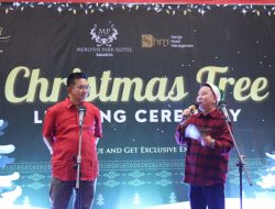 Lighting Ceremony dan Showcase Christmas Dinner di Merlynn Park Hotel
