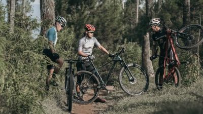 Tren isersepeda meningkj